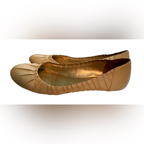 Nine West Leather Flats Beige Mt Dusk Pear Soprettyo Size 8.5 Shoes - Picture 2 of 13